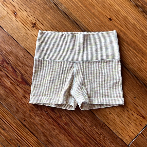 OFFLINE By Aerie Seamless Super Shortie - NWOT - Picture 7 of 8